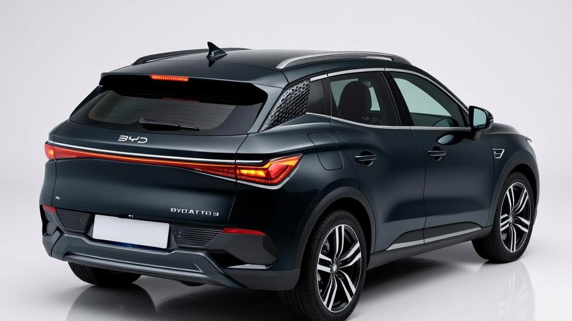 BYD Atto 3 — Rear