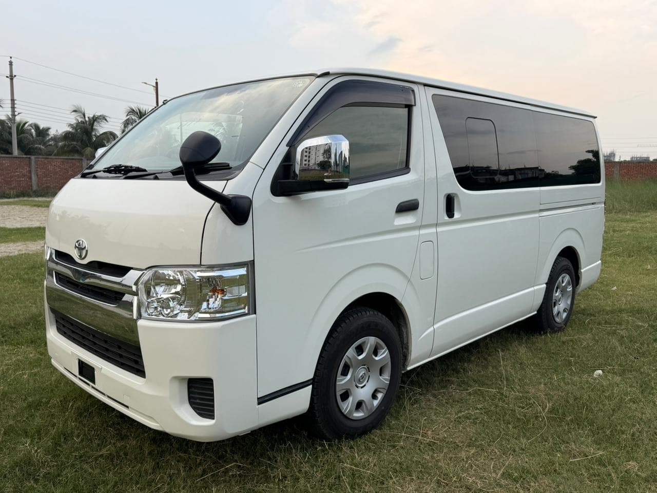 Toyota Hiace 2020