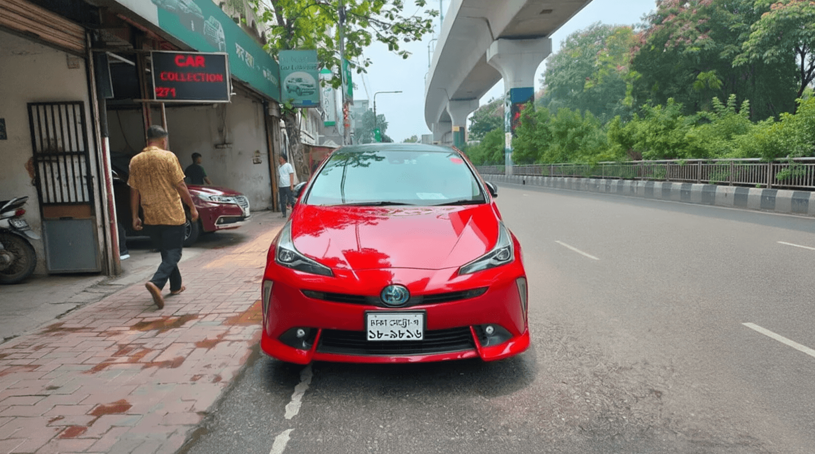 Toyota Prius LE FWD 2019 Red