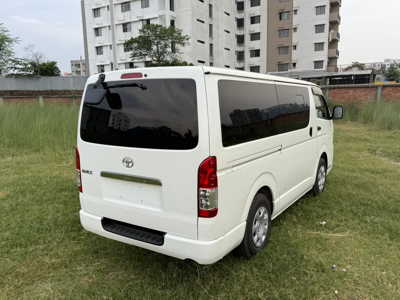 Toyota Hiace 2020 6