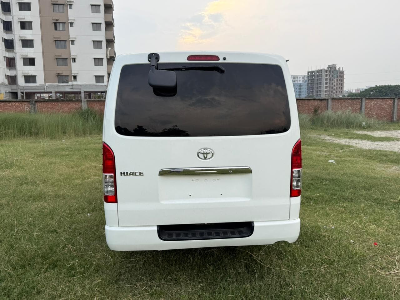 Toyota Hiace 2020 7