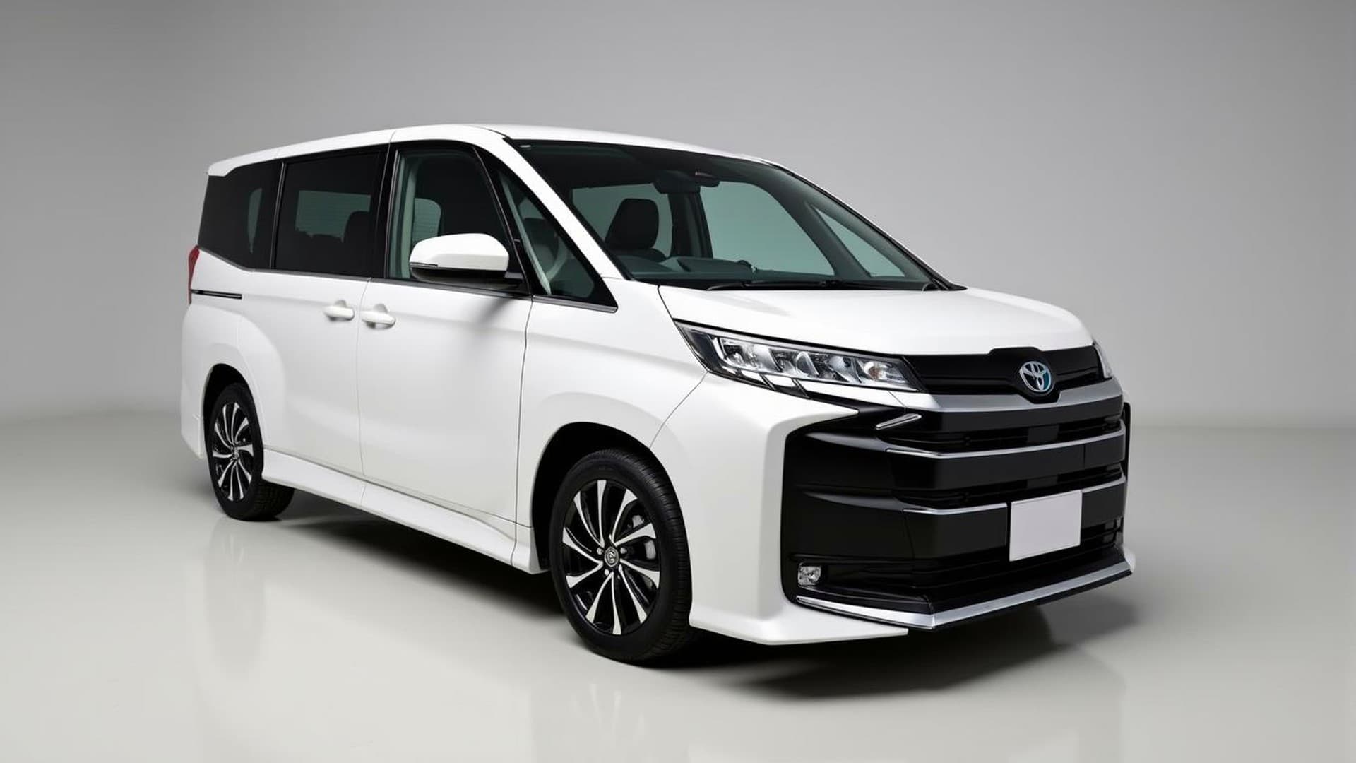 Toyota Noah 2023 White 2