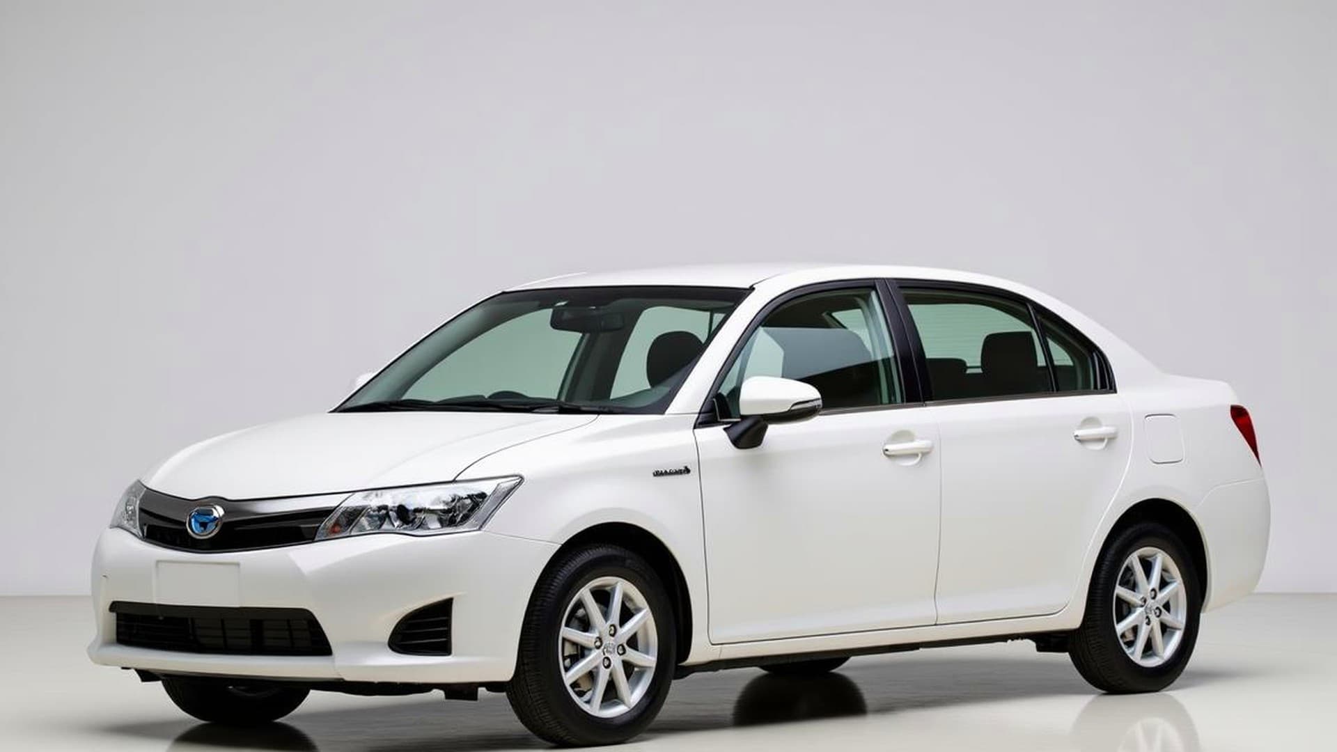 ToyotaCorolla Axio Hybrid 5