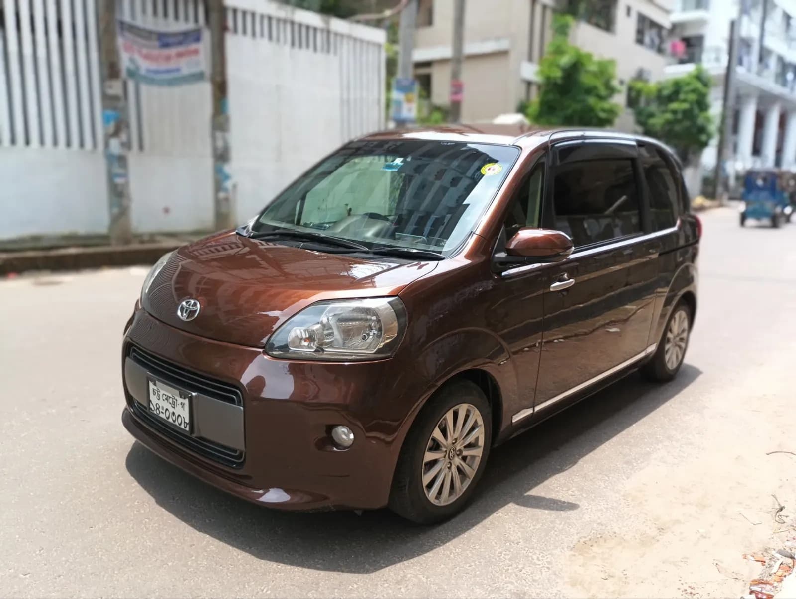 Toyota Porte 1.5 FWD 2015 Brown
