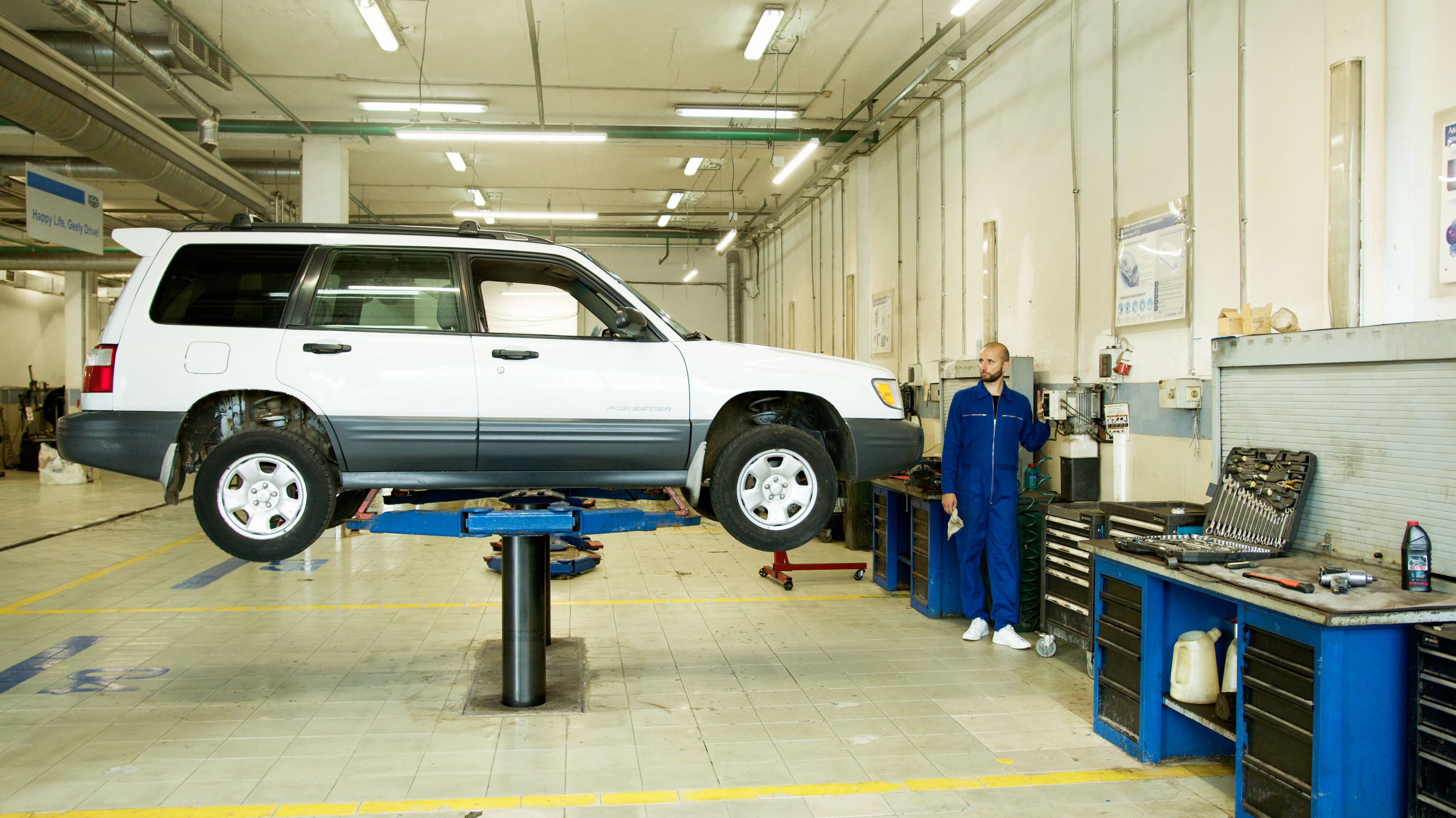 Throttle Body Servicing – SUV & Microbus